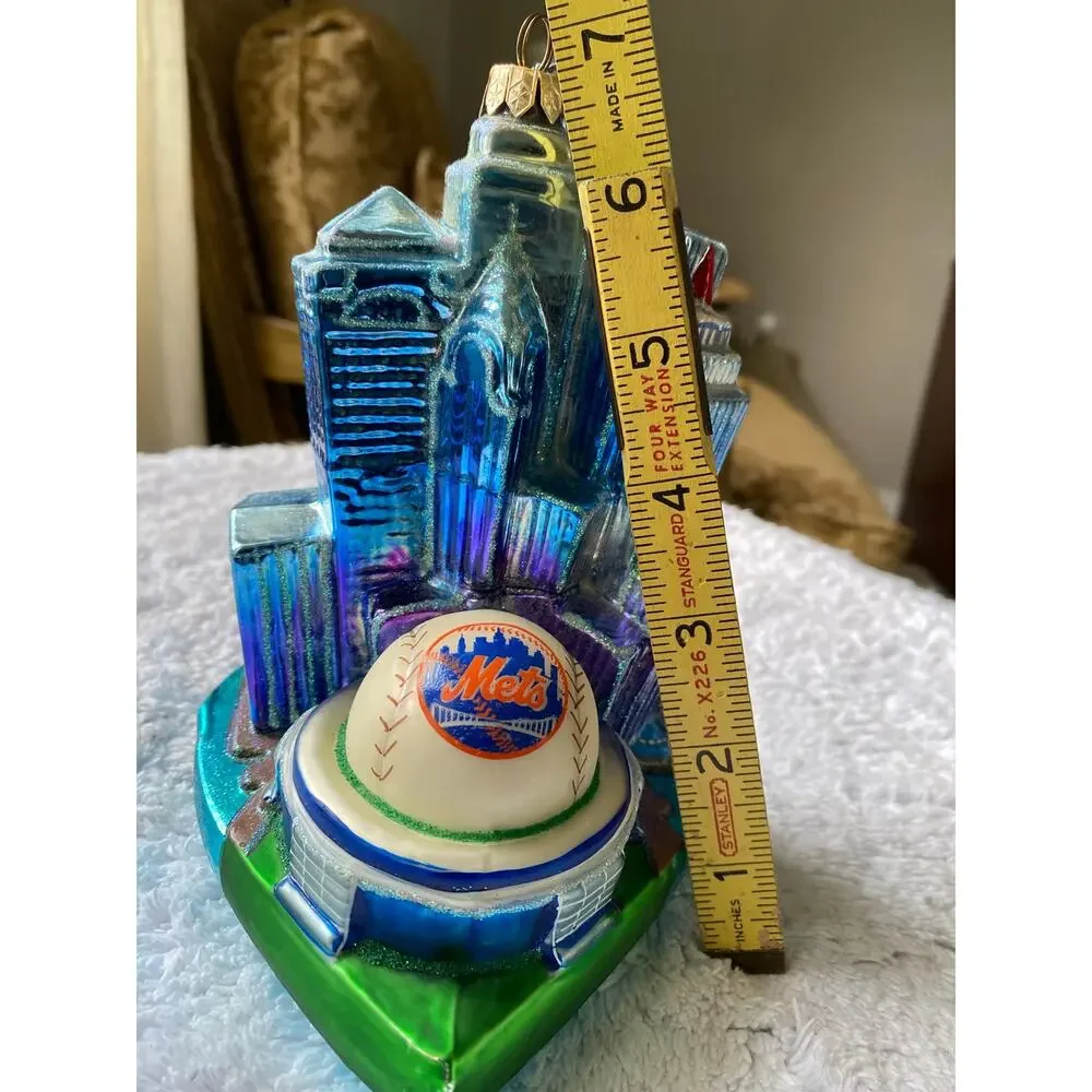 handmade Komozja glass ornament from Poland, featuring New York Mets stadium